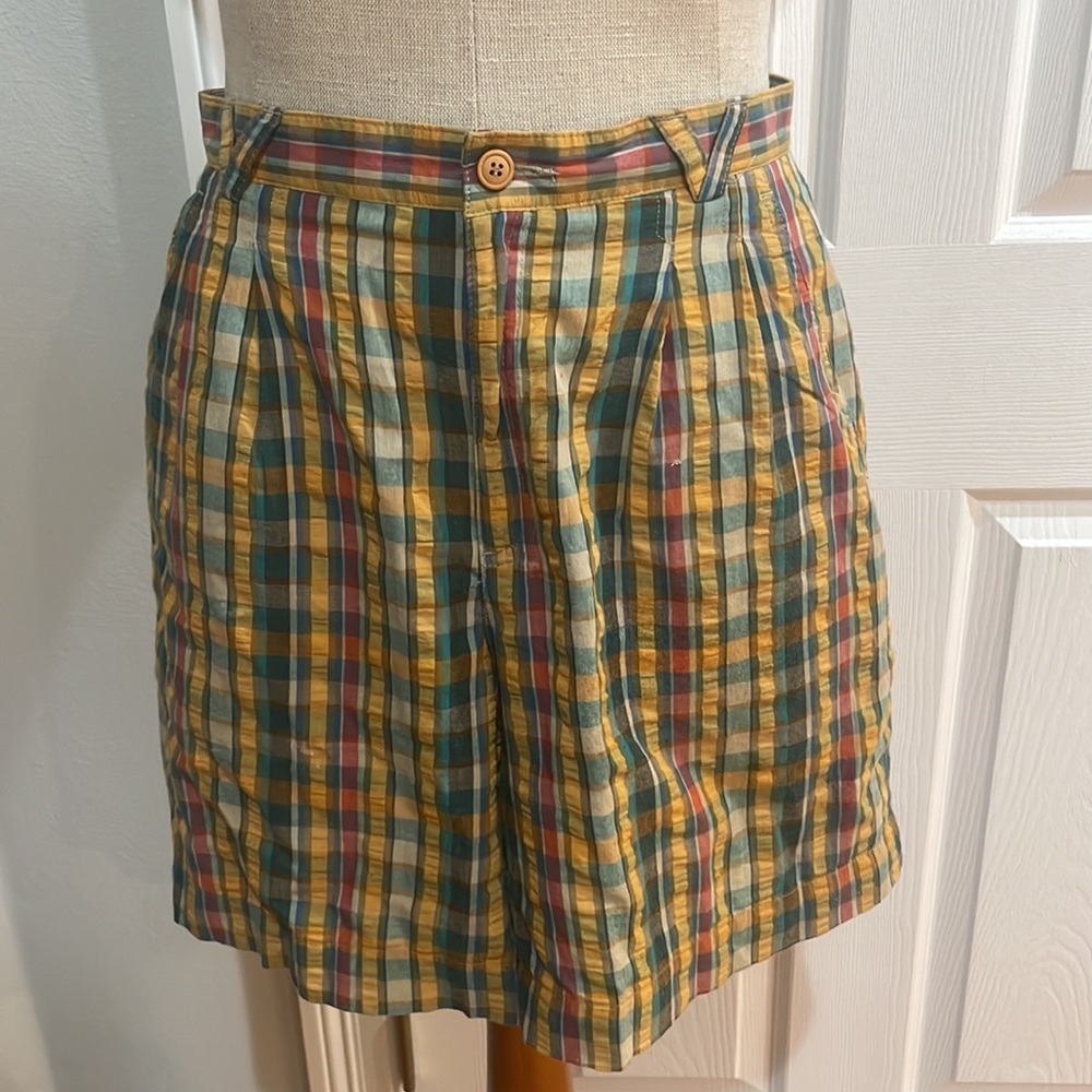 Vintage 90s Liz Claiborne petite Lizsport high waisted plaid gold shorts size 6P